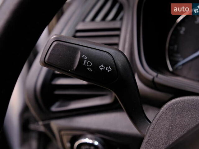 Серый Форд Экоспорт, объемом двигателя 2 л и пробегом 217 тыс. км за 12900 $, фото 24 на Automoto.ua