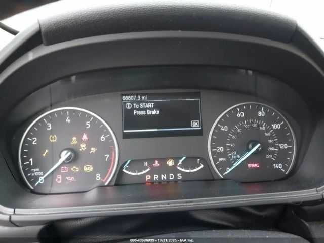 Сірий Форд Екоспорт, об'ємом двигуна 2 л та пробігом 66 тис. км за 2000 $, фото 6 на Automoto.ua