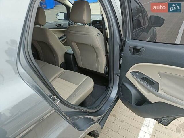 Серый Форд Экоспорт, объемом двигателя 2 л и пробегом 84 тыс. км за 12800 $, фото 12 на Automoto.ua