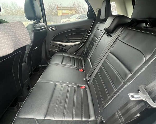 Серый Форд Экоспорт, объемом двигателя 2 л и пробегом 146 тыс. км за 12900 $, фото 12 на Automoto.ua