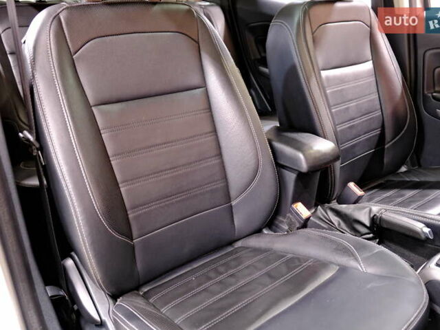 Серый Форд Экоспорт, объемом двигателя 2 л и пробегом 217 тыс. км за 12900 $, фото 42 на Automoto.ua