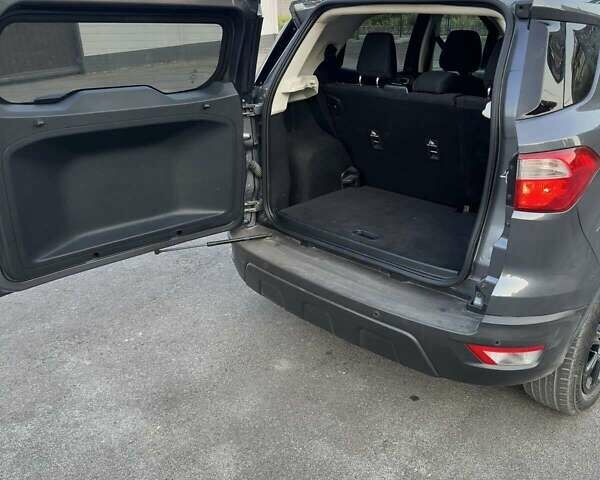 Сірий Форд Екоспорт, об'ємом двигуна 1 л та пробігом 147 тис. км за 11700 $, фото 3 на Automoto.ua