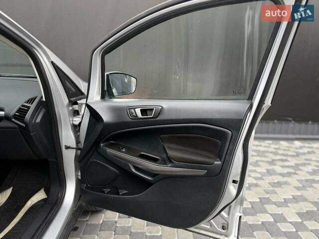 Серый Форд Экоспорт, объемом двигателя 2 л и пробегом 114 тыс. км за 11900 $, фото 52 на Automoto.ua