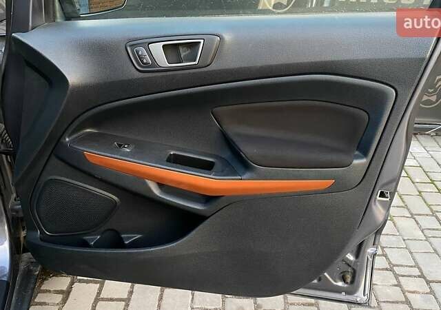 Серый Форд Экоспорт, объемом двигателя 2 л и пробегом 59 тыс. км за 15300 $, фото 33 на Automoto.ua