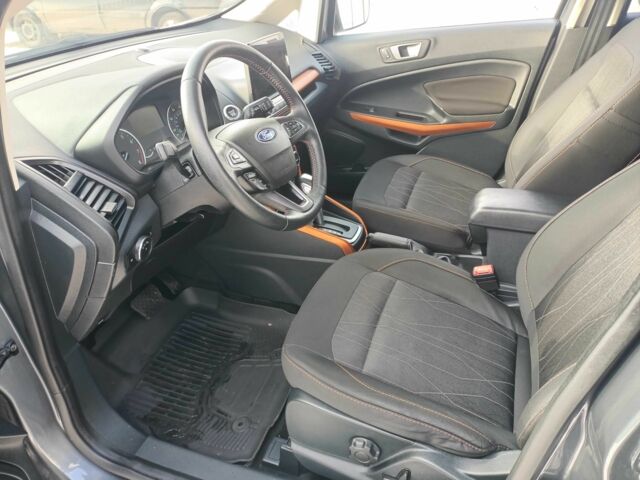 Серый Форд Экоспорт, объемом двигателя 2 л и пробегом 46 тыс. км за 14500 $, фото 6 на Automoto.ua