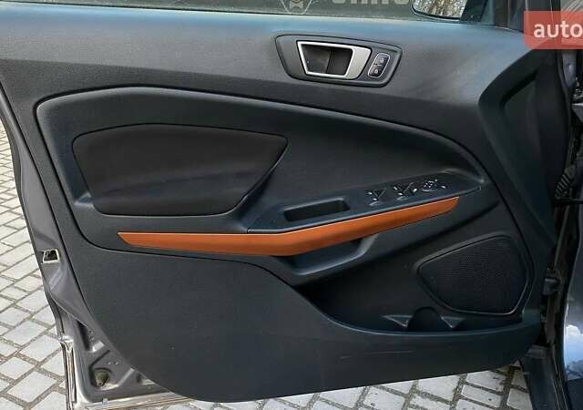 Серый Форд Экоспорт, объемом двигателя 2 л и пробегом 59 тыс. км за 15300 $, фото 13 на Automoto.ua