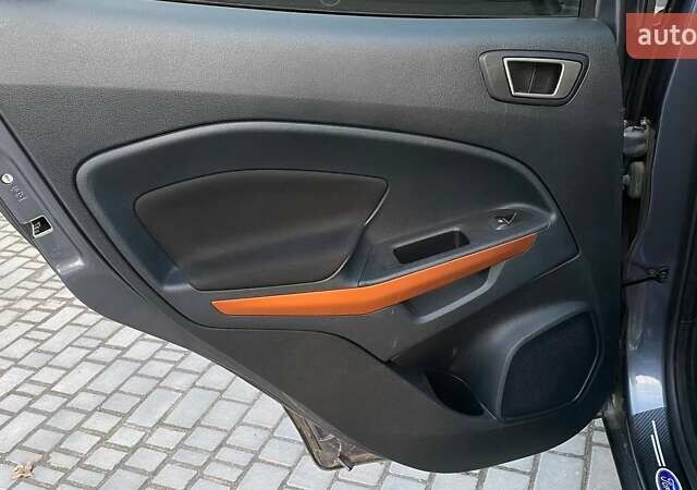 Серый Форд Экоспорт, объемом двигателя 2 л и пробегом 59 тыс. км за 15300 $, фото 25 на Automoto.ua