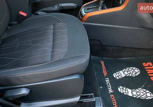 Серый Форд Экоспорт, объемом двигателя 2 л и пробегом 59 тыс. км за 15300 $, фото 34 на Automoto.ua