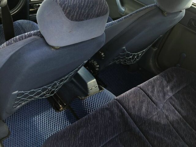 Синій Форд Екоспорт, об'ємом двигуна 1.4 л та пробігом 280 тис. км за 1850 $, фото 6 на Automoto.ua