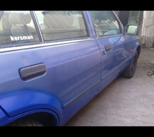 Синий Форд Экоспорт, объемом двигателя 0 л и пробегом 100 тыс. км за 1000 $, фото 4 на Automoto.ua