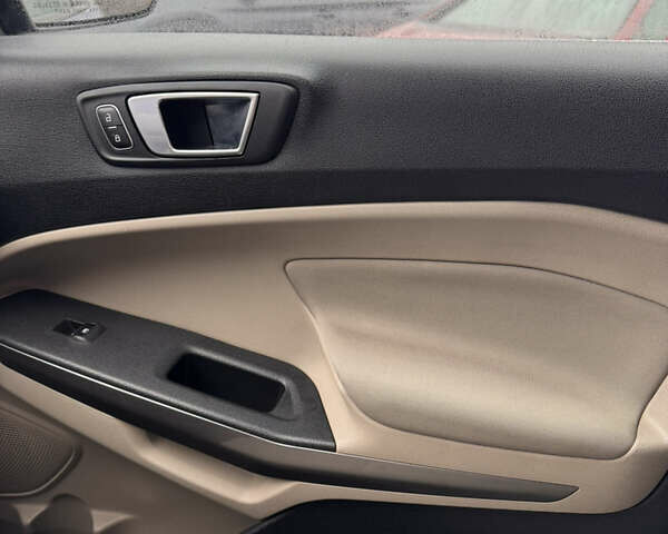 Синий Форд Экоспорт, объемом двигателя 1 л и пробегом 49 тыс. км за 10999 $, фото 14 на Automoto.ua