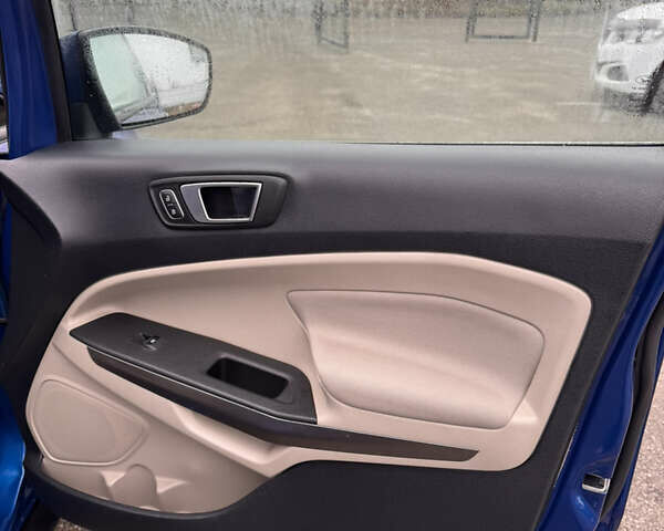 Синий Форд Экоспорт, объемом двигателя 1 л и пробегом 49 тыс. км за 10999 $, фото 8 на Automoto.ua