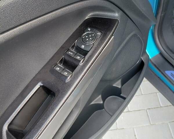 Синий Форд Экоспорт, объемом двигателя 1 л и пробегом 88 тыс. км за 10700 $, фото 19 на Automoto.ua