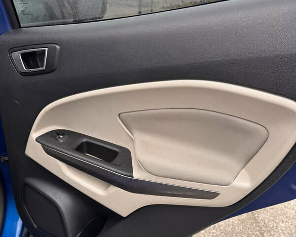 Синий Форд Экоспорт, объемом двигателя 1 л и пробегом 49 тыс. км за 10999 $, фото 10 на Automoto.ua