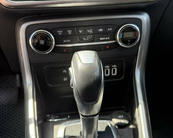 Синий Форд Экоспорт, объемом двигателя 1.99 л и пробегом 123 тыс. км за 11200 $, фото 15 на Automoto.ua