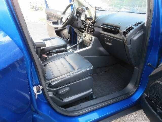 Синий Форд Экоспорт, объемом двигателя 1 л и пробегом 89 тыс. км за 8000 $, фото 9 на Automoto.ua