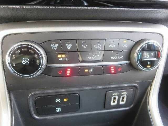 Синий Форд Экоспорт, объемом двигателя 1 л и пробегом 89 тыс. км за 8000 $, фото 11 на Automoto.ua