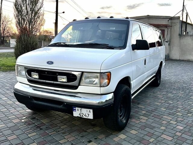 Белый Форд Эколайн, объемом двигателя 4.6 л и пробегом 10 тыс. км за 14000 $, фото 11 на Automoto.ua