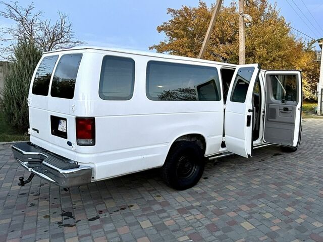 Белый Форд Эколайн, объемом двигателя 4.6 л и пробегом 10 тыс. км за 14000 $, фото 8 на Automoto.ua