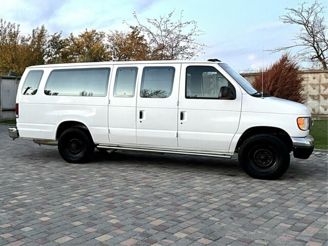 Белый Форд Эколайн, объемом двигателя 4.6 л и пробегом 10 тыс. км за 14000 $, фото 14 на Automoto.ua