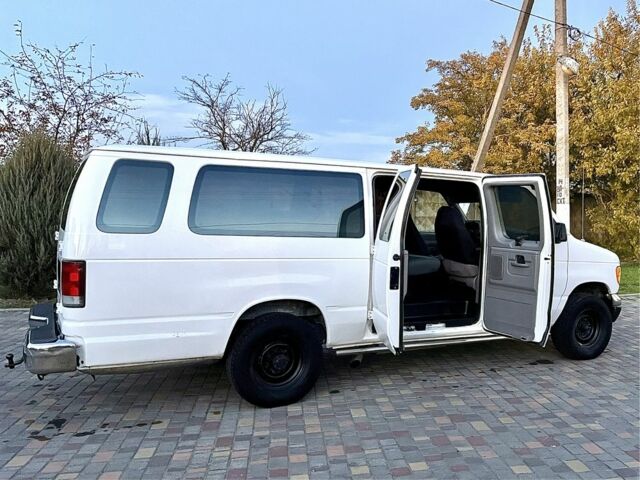 Белый Форд Эколайн, объемом двигателя 4.6 л и пробегом 10 тыс. км за 14000 $, фото 15 на Automoto.ua