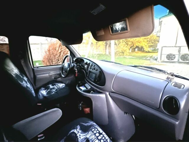 Белый Форд Эколайн, объемом двигателя 4.6 л и пробегом 10 тыс. км за 14000 $, фото 4 на Automoto.ua