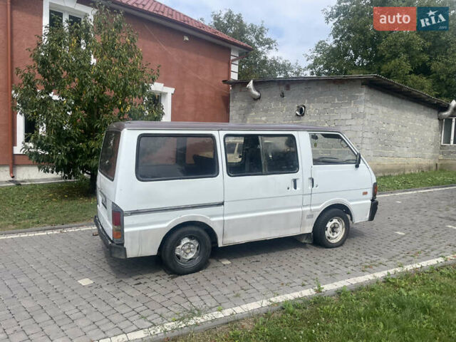 Белый Форд Эконован, объемом двигателя 1.4 л и пробегом 251 тыс. км за 1300 $, фото 4 на Automoto.ua