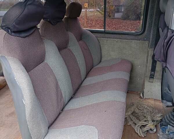Форд Эконован 1997 в Сторожинце на Automoto.ua Белый Форд Эконован, объемом двигателя 2.5 л и пробегом 200 тыс. км за 2300 $, фото 17 на Automoto.ua