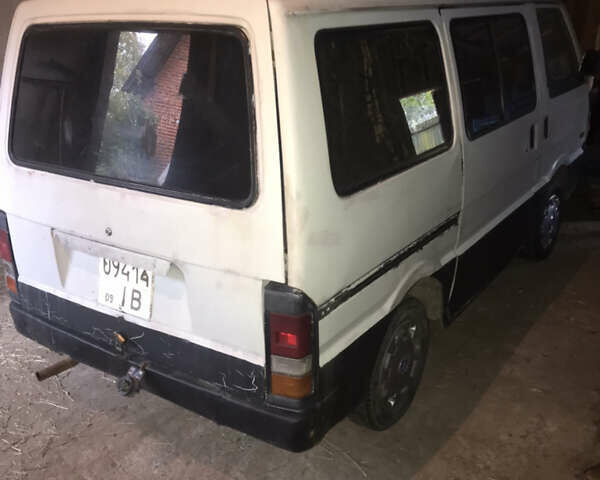 Форд Эконован, объемом двигателя 1.4 л и пробегом 400 тыс. км за 1650 $, фото 1 на Automoto.ua