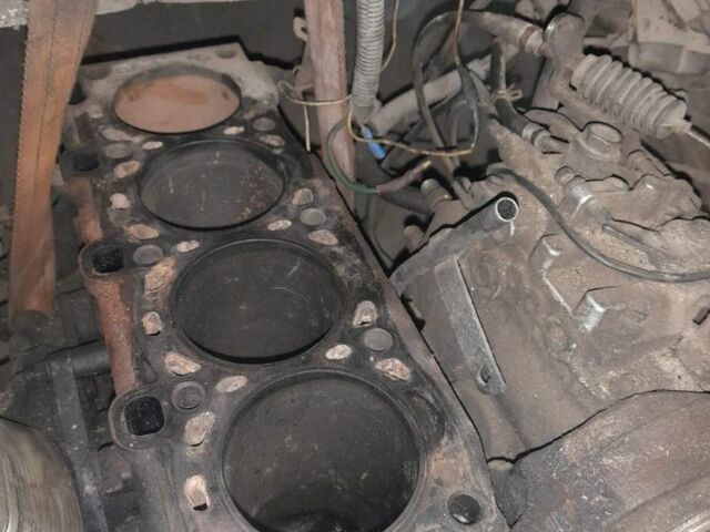 Синий Форд Эконован, объемом двигателя 0 л и пробегом 3 тыс. км за 237 $, фото 2 на Automoto.ua