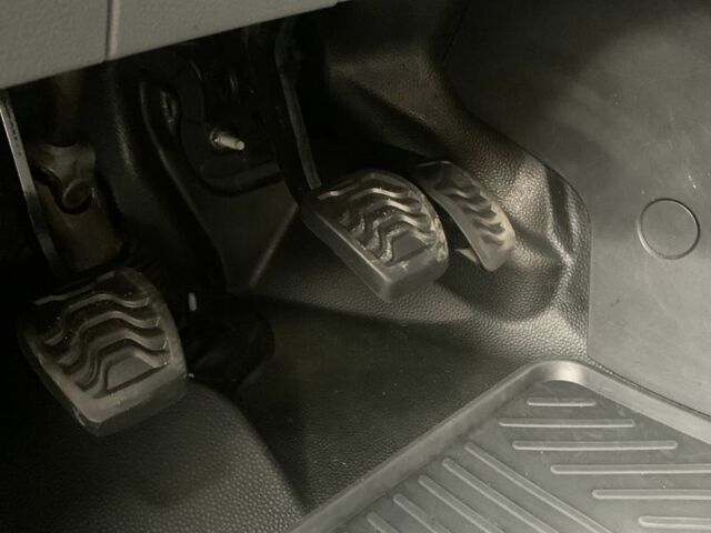 Белый Форд Эдж, объемом двигателя 2.2 л и пробегом 245 тыс. км за 10500 $, фото 21 на Automoto.ua