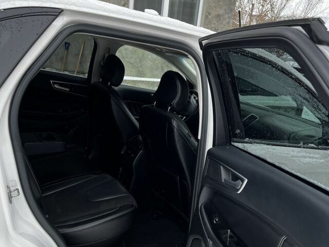 Білий Форд Едж, об'ємом двигуна 2.7 л та пробігом 214 тис. км за 17000 $, фото 18 на Automoto.ua