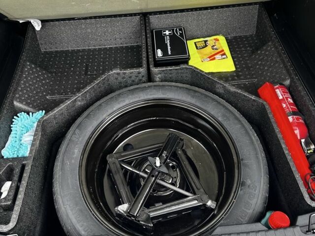 Білий Форд Едж, об'ємом двигуна 2.7 л та пробігом 214 тис. км за 17000 $, фото 23 на Automoto.ua