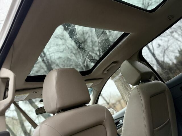 Білий Форд Едж, об'ємом двигуна 2 л та пробігом 227 тис. км за 10300 $, фото 7 на Automoto.ua