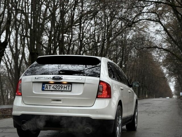 Білий Форд Едж, об'ємом двигуна 2 л та пробігом 227 тис. км за 10300 $, фото 3 на Automoto.ua