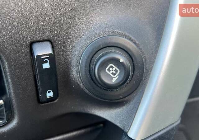 Белый Форд Эдж, объемом двигателя 3.5 л и пробегом 262 тыс. км за 10990 $, фото 13 на Automoto.ua