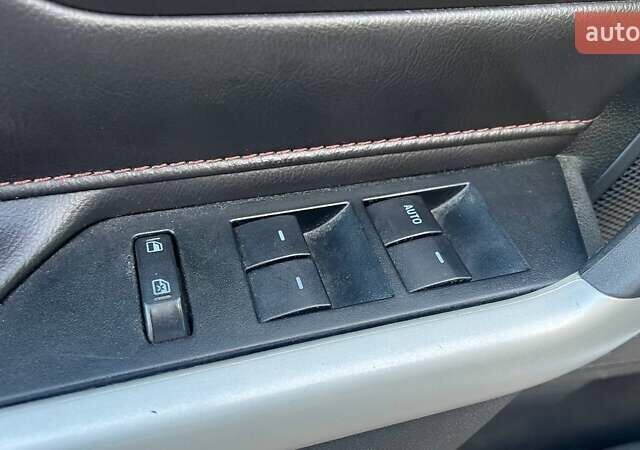 Белый Форд Эдж, объемом двигателя 3.5 л и пробегом 262 тыс. км за 10990 $, фото 12 на Automoto.ua