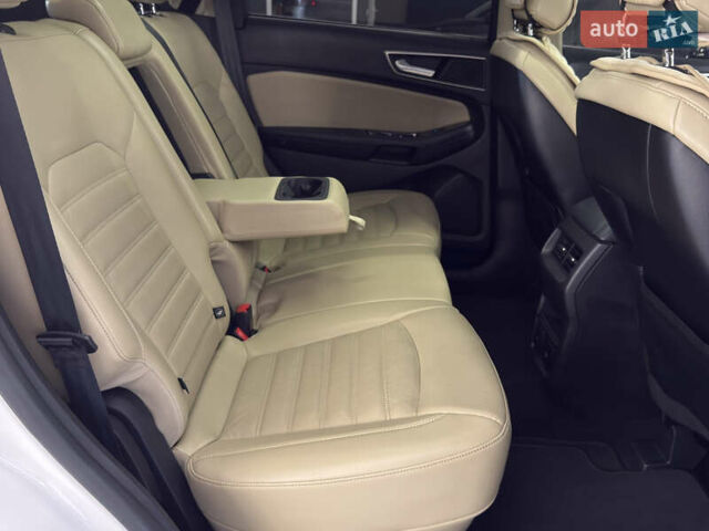 Форд Эдж 2015 в Николаеве на Automoto.ua Белый Форд Эдж, объемом двигателя 3.5 л и пробегом 82 тыс. км за 17499 $, фото 22 на Automoto.ua