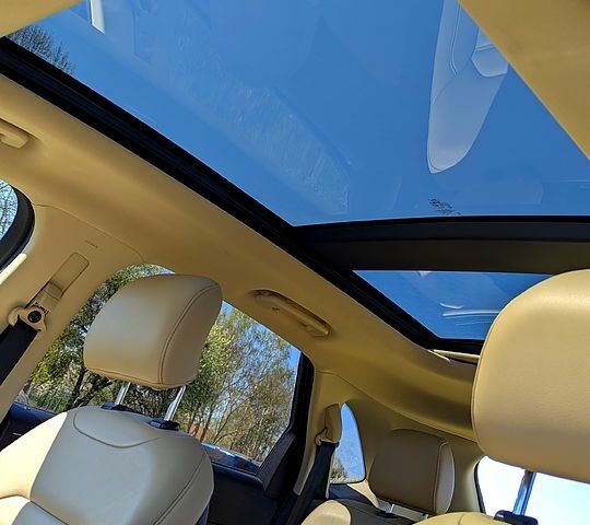 Белый Форд Эдж, объемом двигателя 2 л и пробегом 153 тыс. км за 13500 $, фото 8 на Automoto.ua