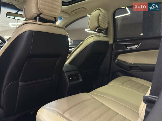 Форд Эдж 2015 в Николаеве на Automoto.ua Белый Форд Эдж, объемом двигателя 3.5 л и пробегом 82 тыс. км за 17499 $, фото 19 на Automoto.ua