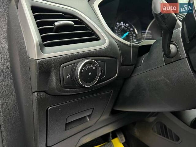 Белый Форд Эдж, объемом двигателя 3.5 л и пробегом 61 тыс. км за 15800 $, фото 18 на Automoto.ua