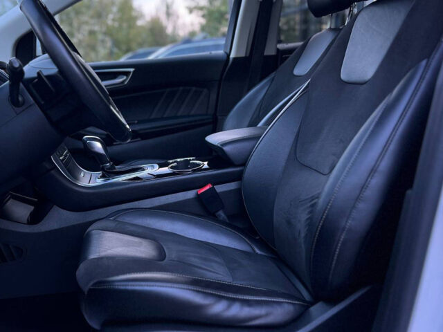 Белый Форд Эдж, объемом двигателя 2.7 л и пробегом 168 тыс. км за 17400 $, фото 7 на Automoto.ua