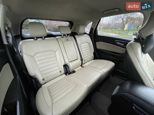 Білий Форд Едж, об'ємом двигуна 3.5 л та пробігом 153 тис. км за 16999 $, фото 10 на Automoto.ua