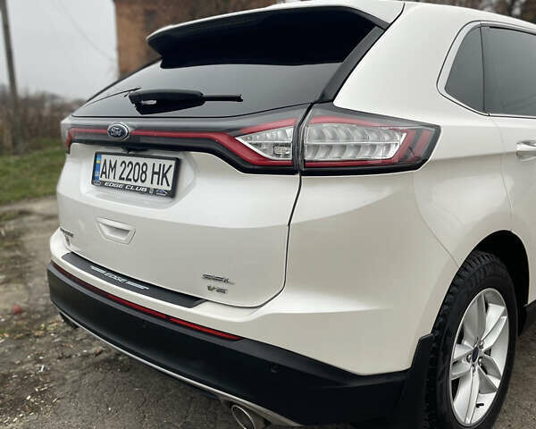 Білий Форд Едж, об'ємом двигуна 3.5 л та пробігом 153 тис. км за 16999 $, фото 4 на Automoto.ua