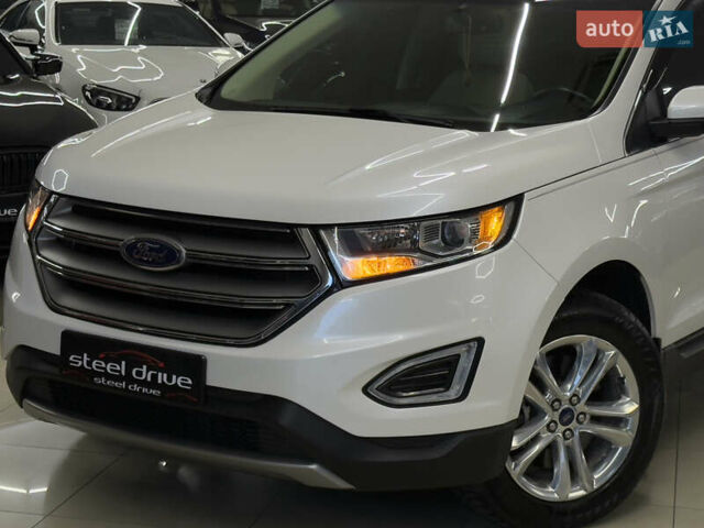 Форд Эдж 2015 в Николаеве на Automoto.ua Белый Форд Эдж, объемом двигателя 3.5 л и пробегом 82 тыс. км за 17499 $, фото 1 на Automoto.ua