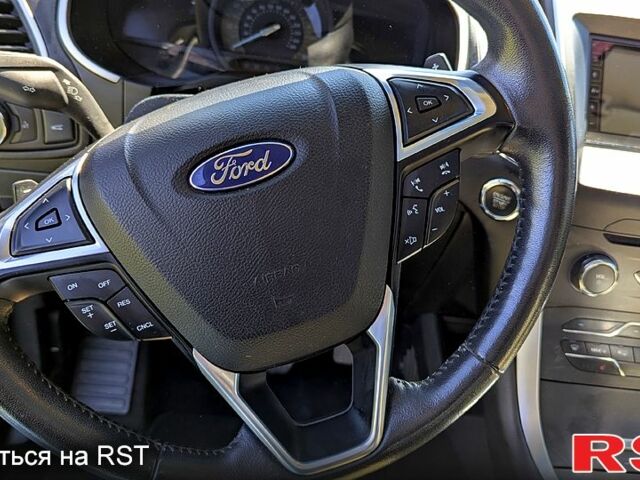 Белый Форд Эдж, объемом двигателя 2 л и пробегом 153 тыс. км за 13500 $, фото 6 на Automoto.ua