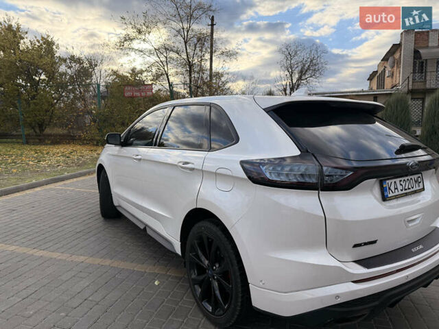 Білий Форд Едж, об'ємом двигуна 2.69 л та пробігом 142 тис. км за 19200 $, фото 6 на Automoto.ua