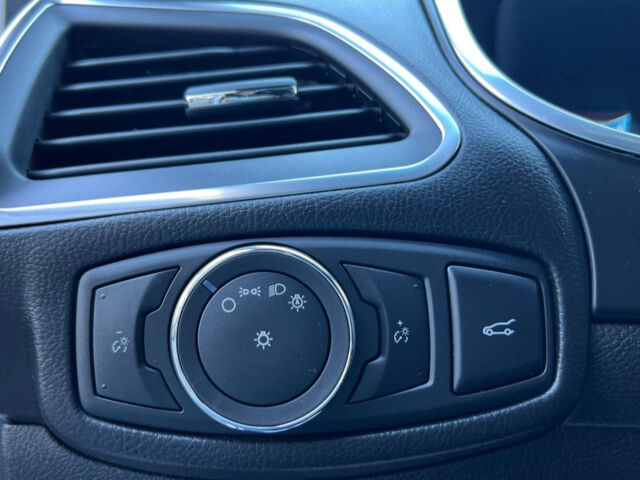 Белый Форд Эдж, объемом двигателя 2.7 л и пробегом 168 тыс. км за 17400 $, фото 8 на Automoto.ua