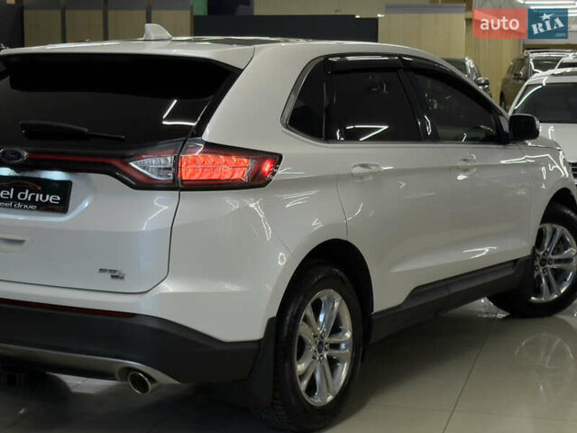 Форд Эдж 2015 в Николаеве на Automoto.ua Белый Форд Эдж, объемом двигателя 3.5 л и пробегом 82 тыс. км за 17499 $, фото 8 на Automoto.ua
