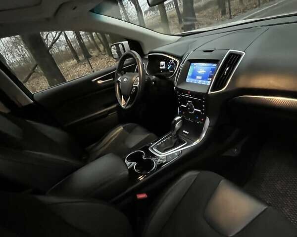 Білий Форд Едж, об'ємом двигуна 2.69 л та пробігом 104 тис. км за 19999 $, фото 10 на Automoto.ua